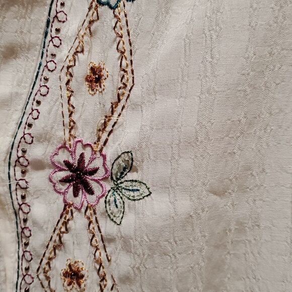 Alfred Dunner Embroidered Button Up Collared Long Sleeve Vintage Style Blouse 16 - Picture 16 of 16